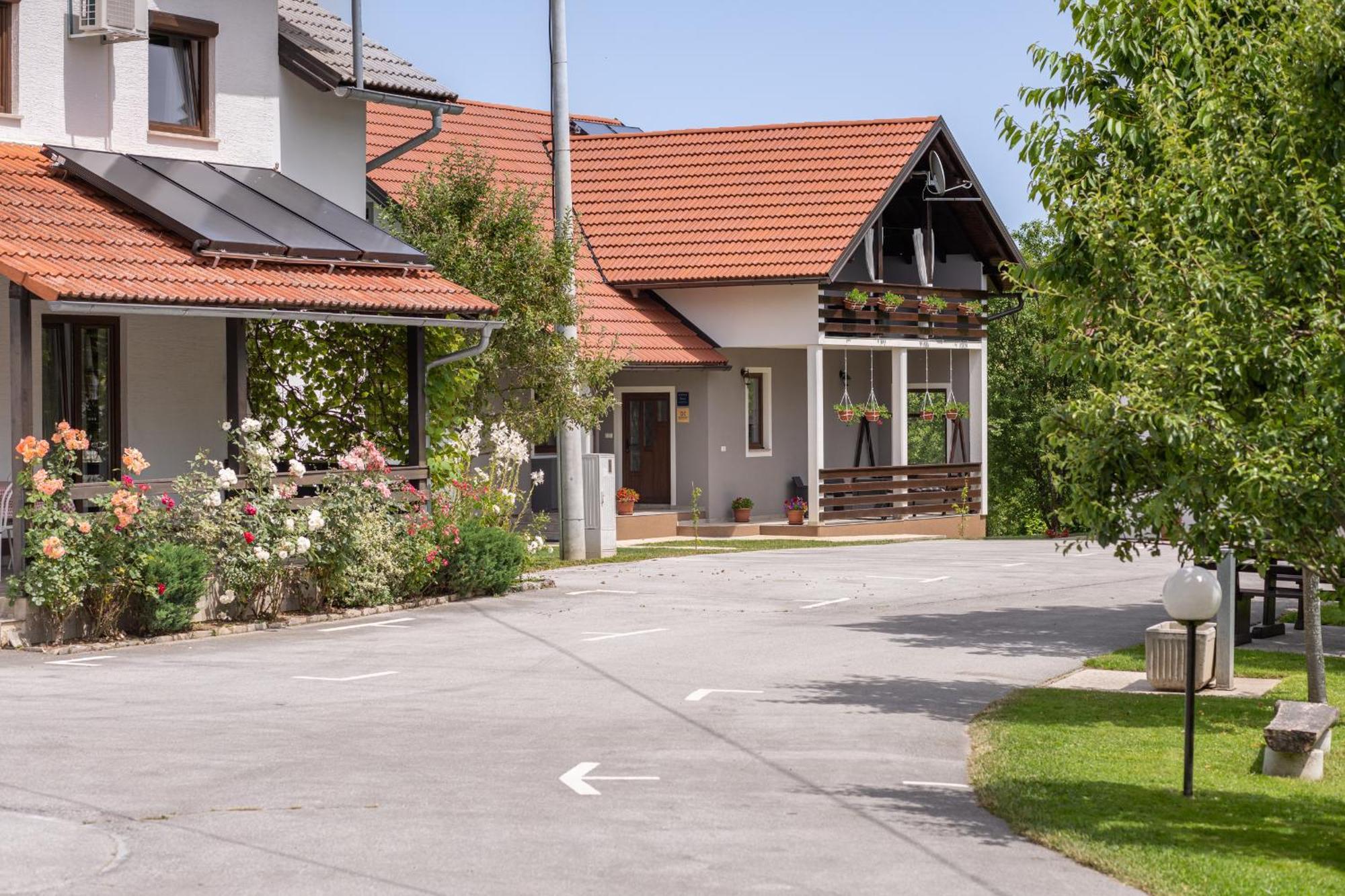 Jacuzzi Patar Apartment Rakovica Exterior foto